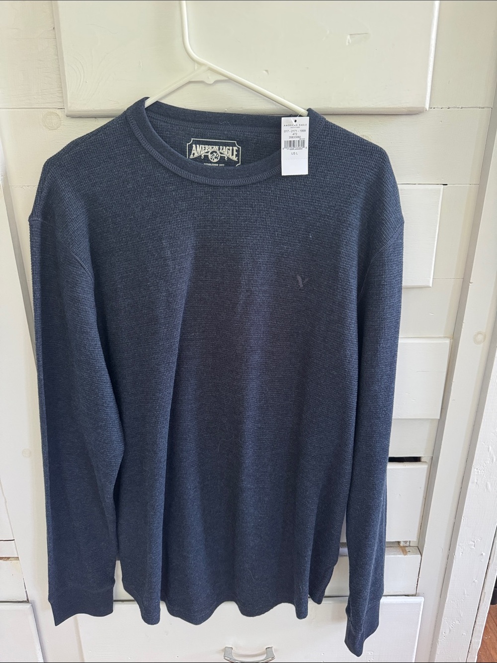 NWT American Eagle Navy Blue Long Sleeve Waffle Knit Shirt